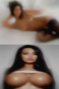 C8her, nude women looking